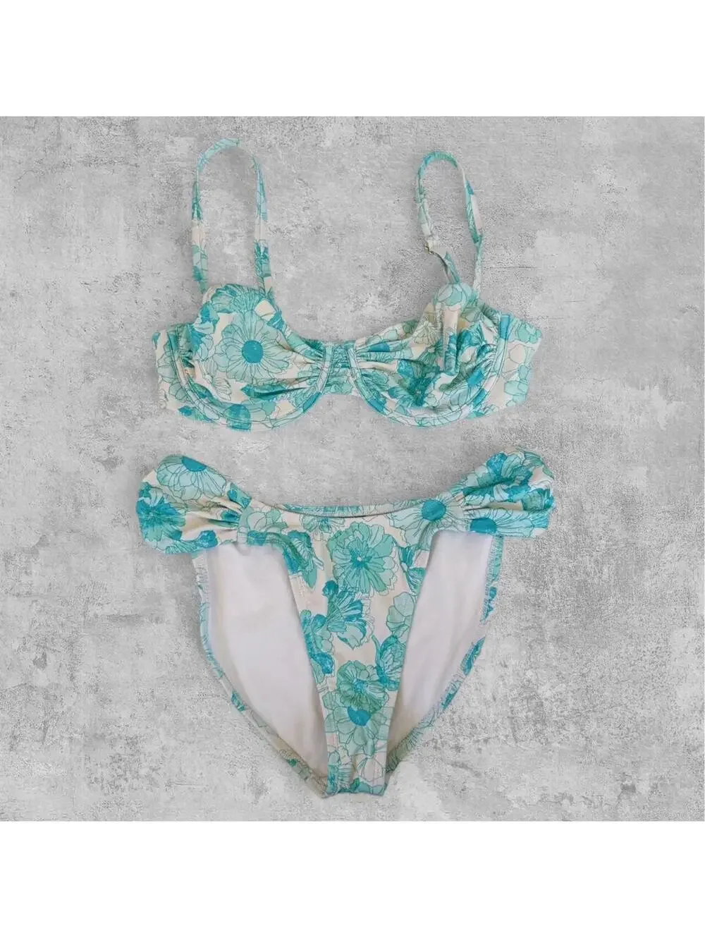 Shae and Shore Floral Bikini Set 36C Top S Bottoms Teal Cream Underwire Ruffle